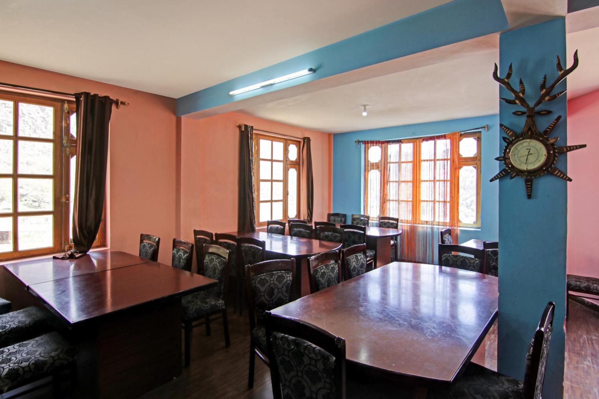 Hotel O Keylong Inn Manāli Extérieur photo